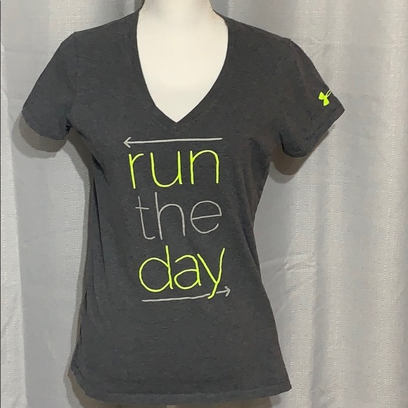 Under Armour Tops - Under Armour Run the Day t shirt
